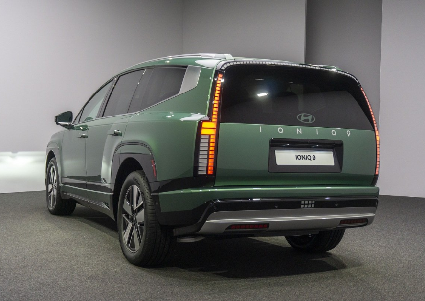 Hyundai IONIQ 9