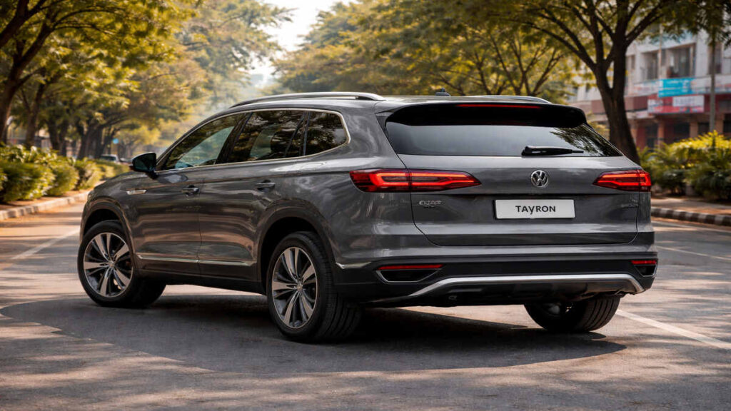 Volkswagen Tayron rear three quarter view with LED tail lamps in metallic grey